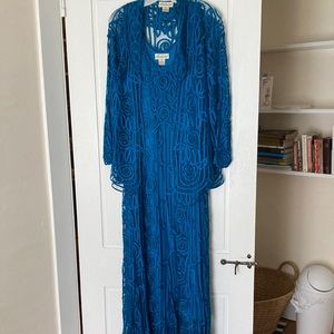 Soulmates XL silk lace turquoise gown with jacket.